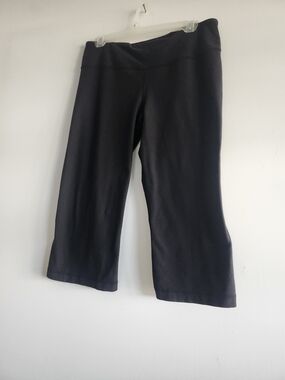 lululemon Astro Crop Yoga Pants Black Mid-Rise Cropped Leggings | Large